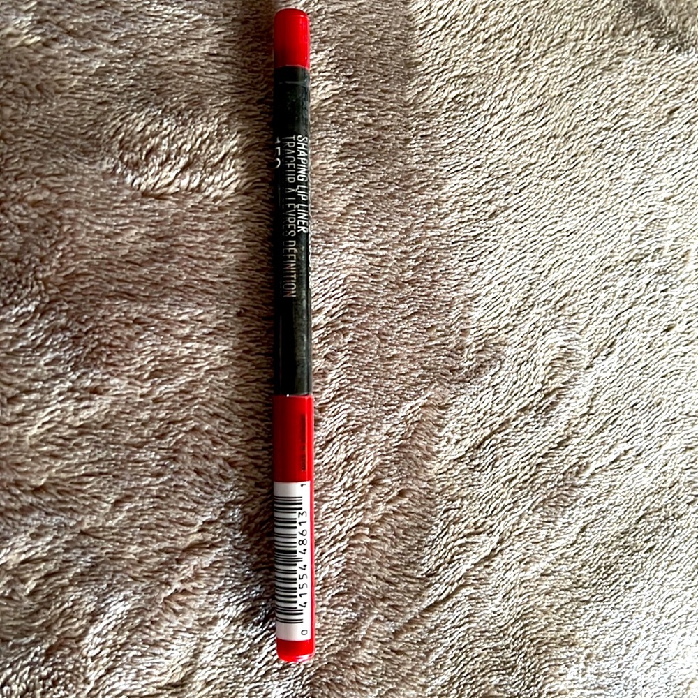 BNIP Maybelline Colour Sensational Shaping Lip Liner